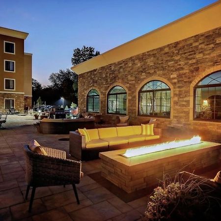 Staybridge Suites - Southgate - Detroit Area By Ihg Bagian luar foto