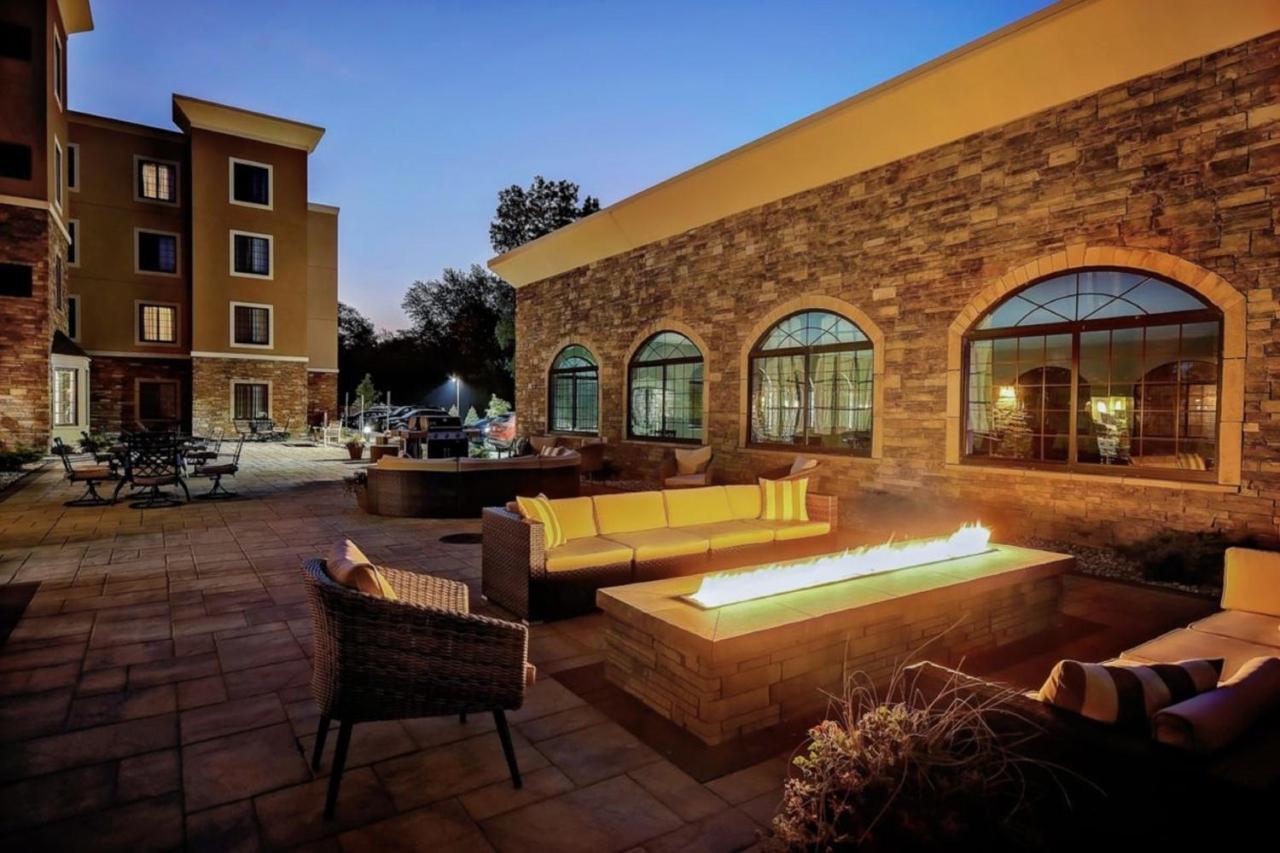 Staybridge Suites - Southgate - Detroit Area By Ihg Bagian luar foto