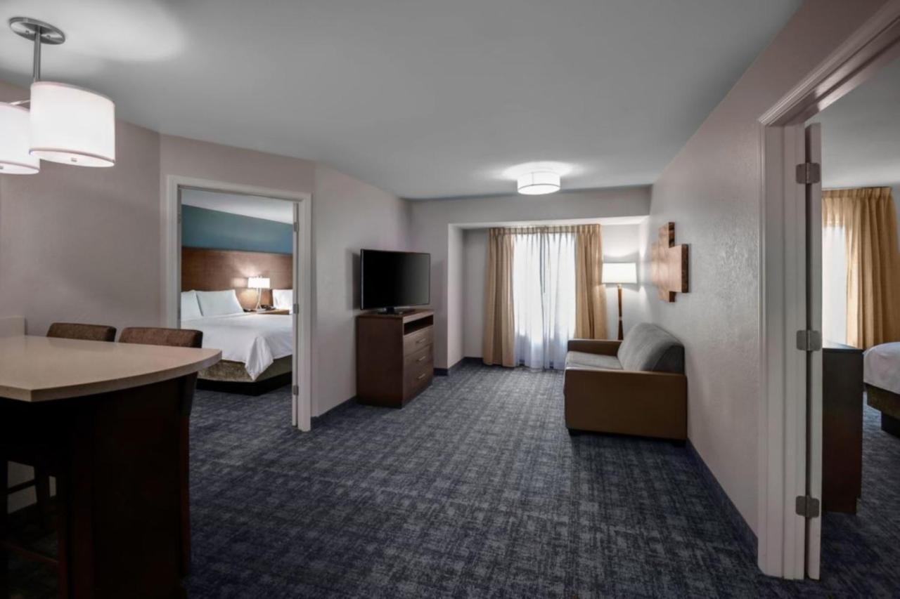Staybridge Suites - Southgate - Detroit Area By Ihg Bagian luar foto
