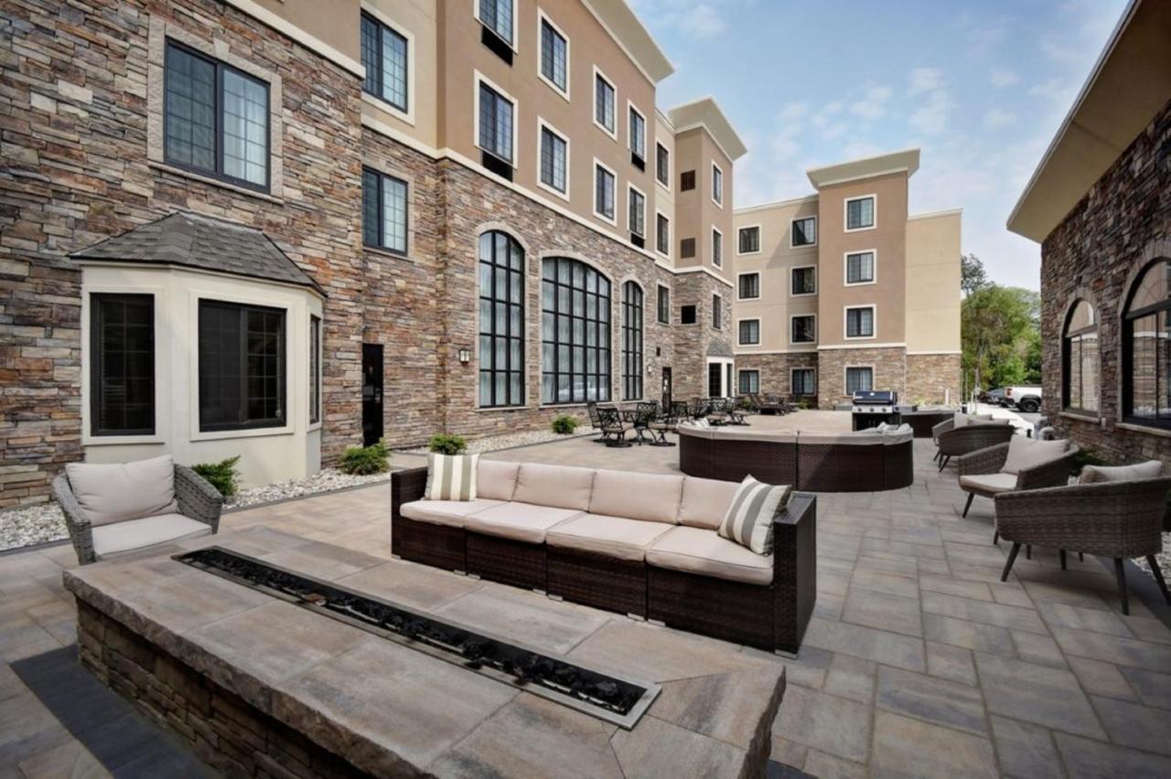 Staybridge Suites - Southgate - Detroit Area By Ihg Bagian luar foto